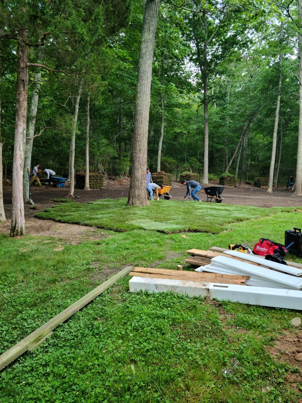 Lawn Care - JOHNATHAN'S LANDSCAPING CORP